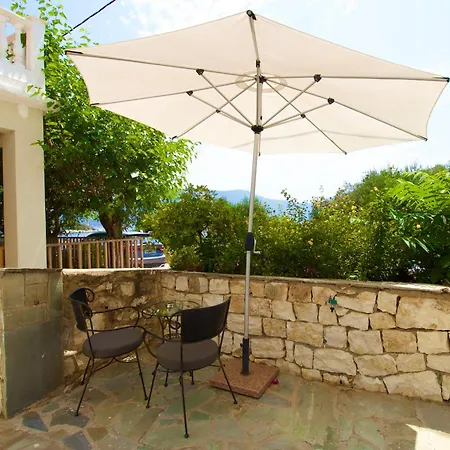 Appartement Sea Front In Fisardo *